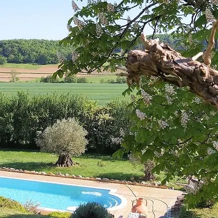 Semesterbostad Le Bellevue A 82400 Tarn & Garonne Montjoi